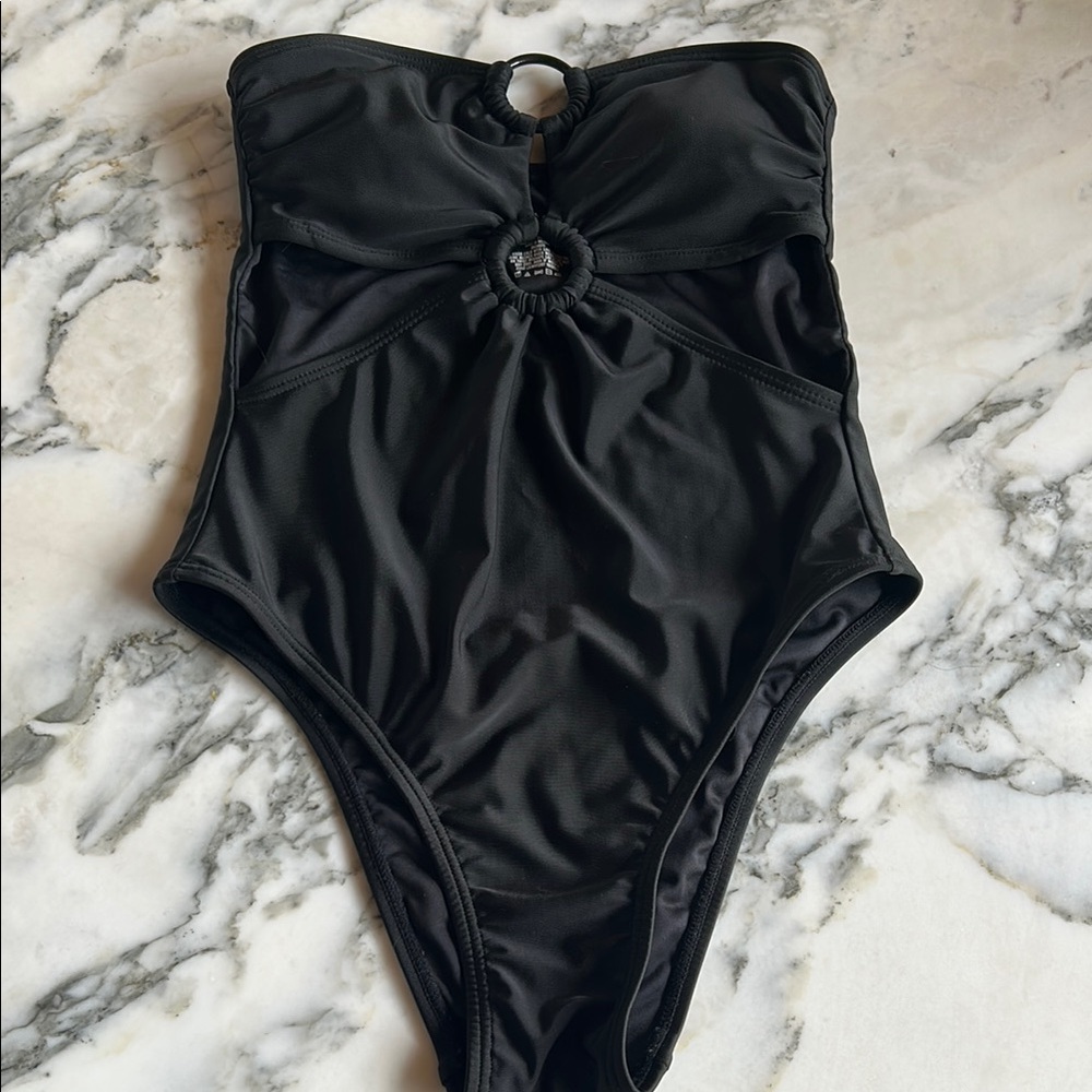 Women’s XS Aeropostale black no straps one piece bathing suit